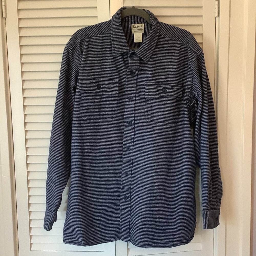 L.L. Bean buttondown flannel shirt XL navy stripes cotton Traditional Fit